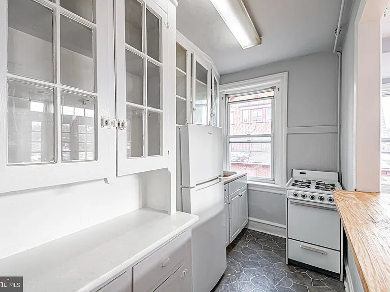 2115 N 63rd St #2B — Photo 6