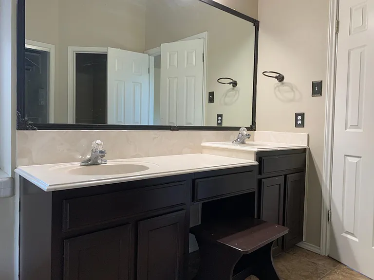1721 Woods Blvd — Photo 13