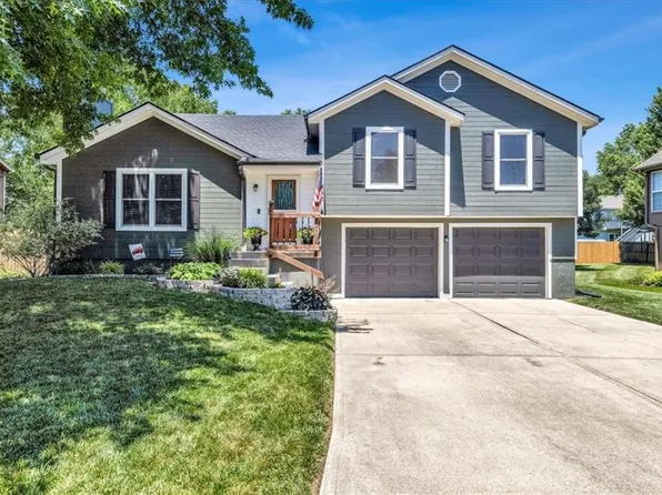 252 NE Dreamweaver Ave, Lees Summit, MO 64086