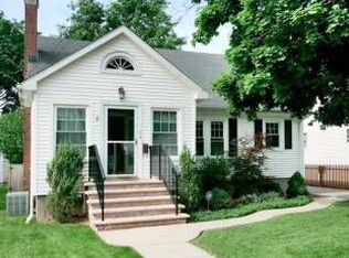 6 Maple Ave, Morris Plains, NJ 07950