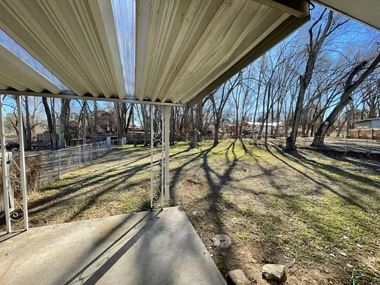 444 Sandia Dr — Photo 44