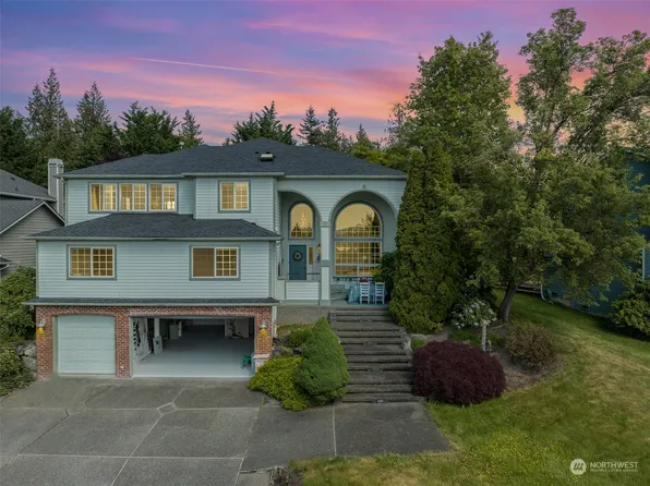 17715 W Country Club Drive, Arlington, WA 98223