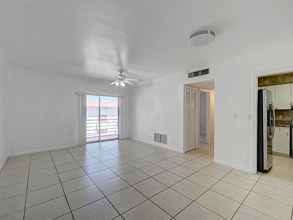 5th image of 3550 NW 8th Ave APT 112