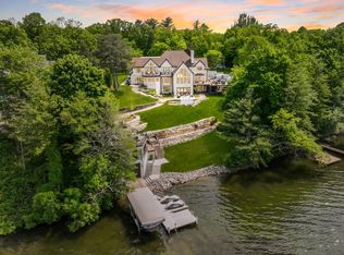 W335N5495 Island View Ln, Nashotah, WI 53058