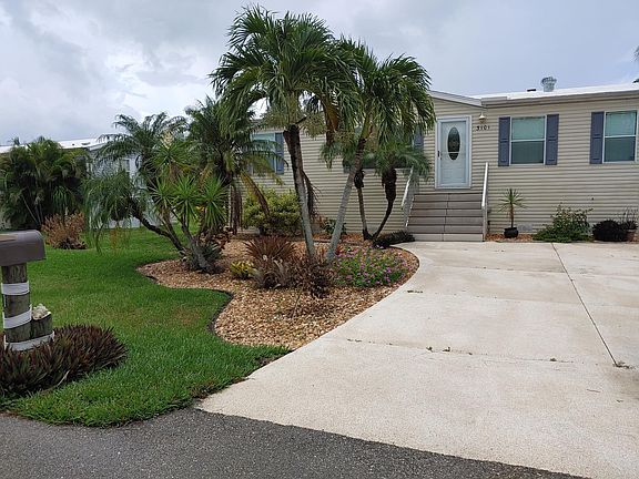 2nd image of 3001 Bamboo Ct