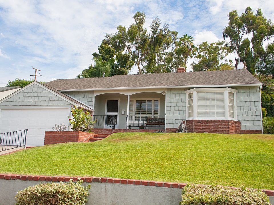 1st image of 12203 Beverly Dr