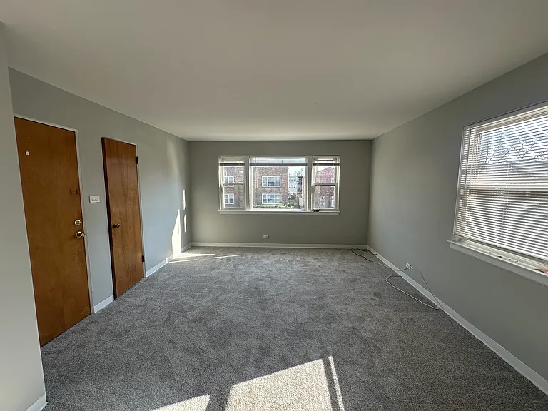 2644 W Balmoral Ave #1 — Photo 3