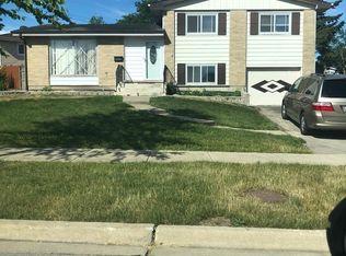 732 S Lodge Ln, Lombard, IL 60148