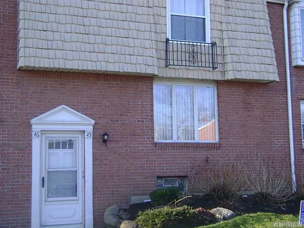 3905 Bowen Rd, Lancaster, NY 14086