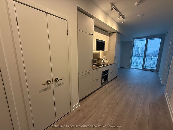 4th image of 1 Fairview Rd E #1805