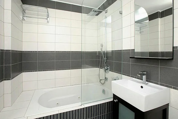 Rented by Owner | media 9