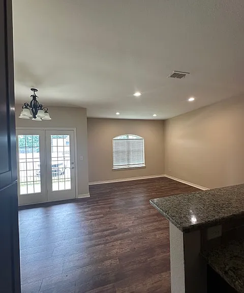 1445 N Hill St #104 — Photo 6