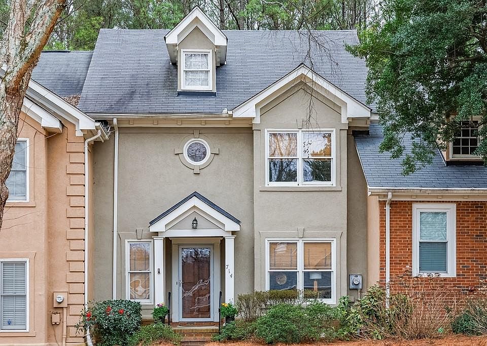 1st image of 714 Olde Towne Ln