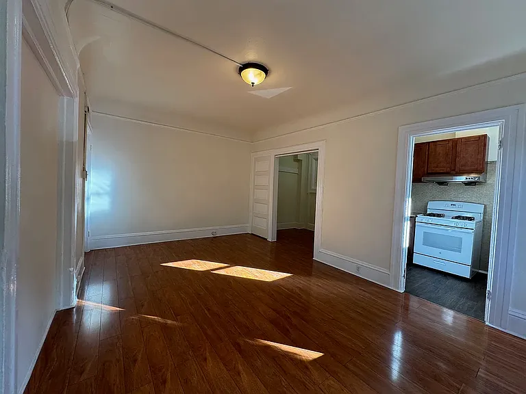 2306 Waverly St — Photo 26