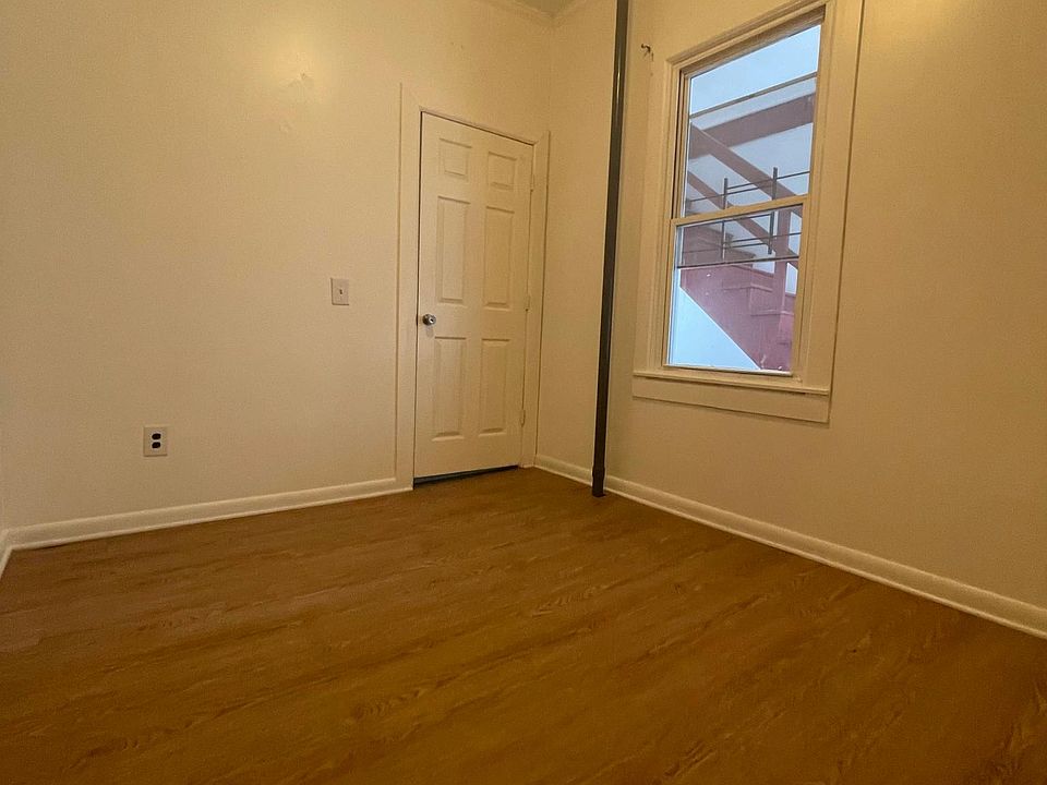 2nd image of 46 Groshon Ave APT 2
