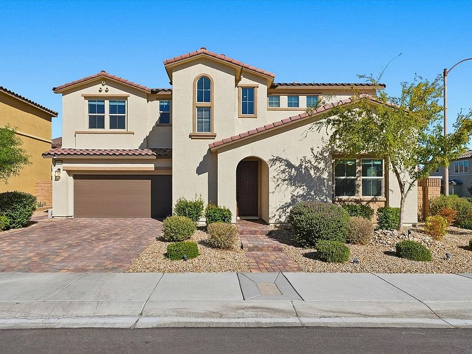 01-10260 Western Pine Ave_10222025