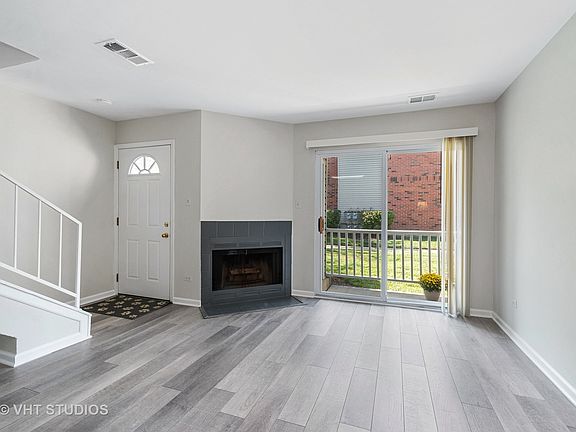 2nd image of 1293 Wyndham Ln #103