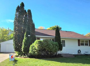 1323 12th Ave N, Moorhead, MN 56560