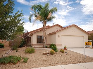 8700 N Sayante Way, Tucson, AZ 85743