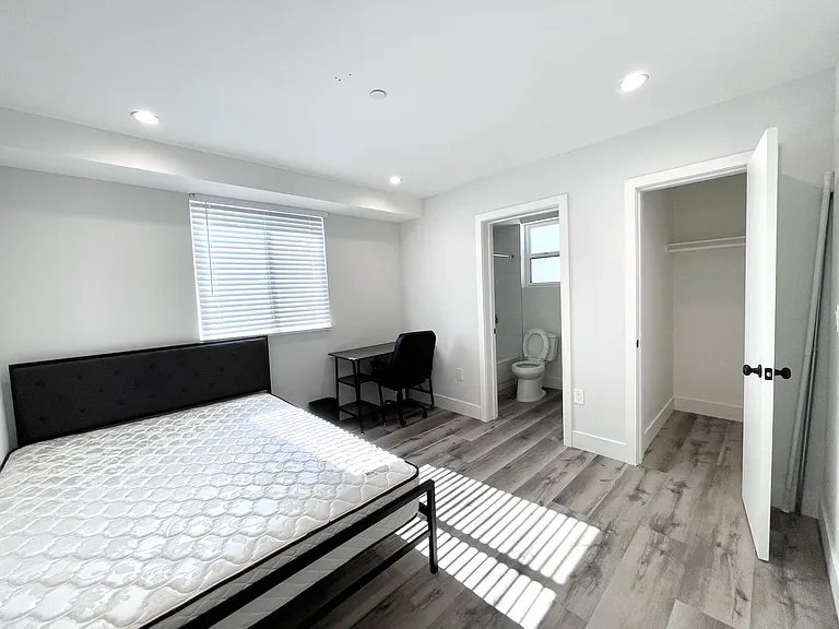 1181 Rolland Curtis Pl — Photo 7