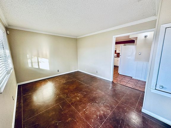 4th image of 5203 Woodrow Ave