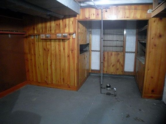 4th image of 714 N Wenger Ave