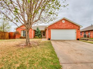 1083 Cinderwood Cir, Yukon, OK 73099