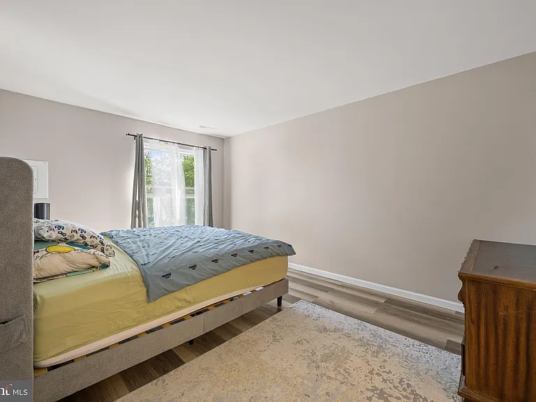 37 Buttonwood Rd — Photo 1