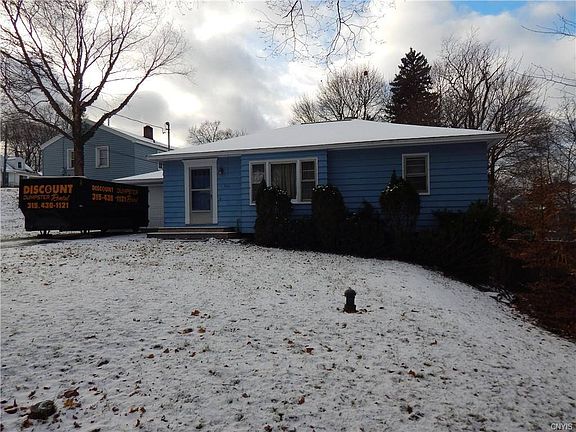 3rd image of 516 Salisbury Park Dr
