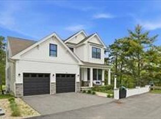 48 Briarwood, Plymouth, MA 02360