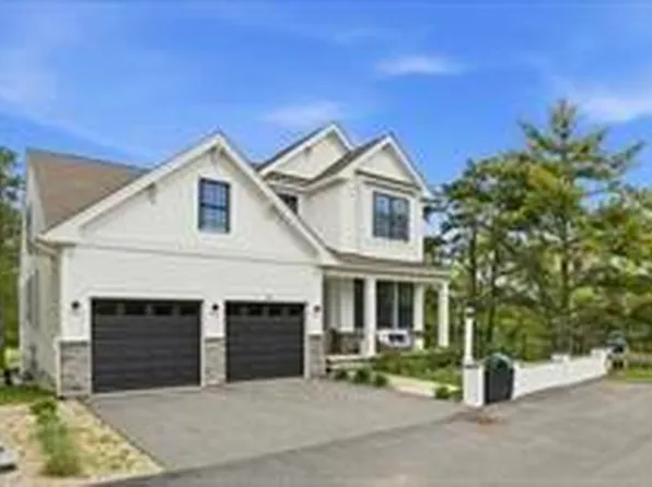 48 Briarwood, Plymouth, MA 02360