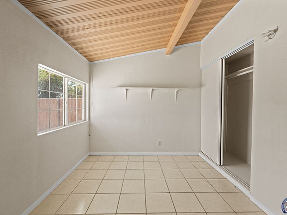 4th image of 1105 Cottonwood Dr