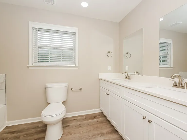 1327 Cason Ln — Photo 13