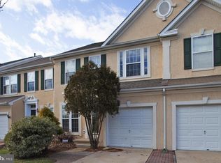 30 Bridle Ct, Cherry Hill, NJ 08003