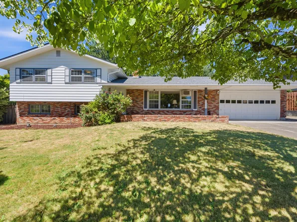 6885 SE Molt St, Milwaukie, OR 97267