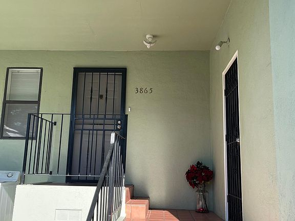 2nd image of 3865 Glen Park Rd