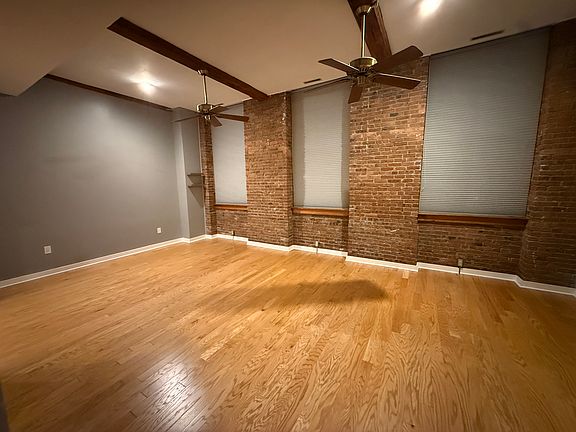 5th image of 40 Washington Ave APT 13