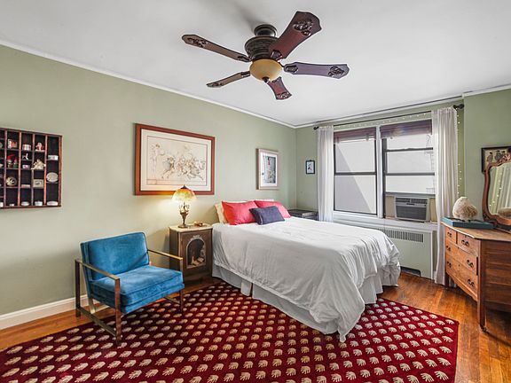 4th image of 245 E 37th St APT 6B