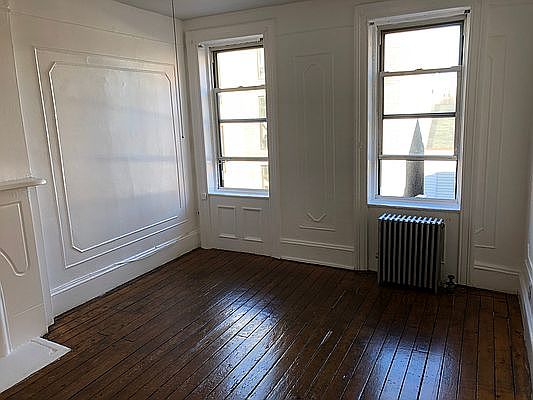 2nd image of 128 N 1st St #3R