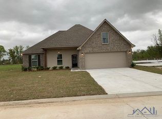390 Sucrose Dr, Thibodaux, LA 70301
