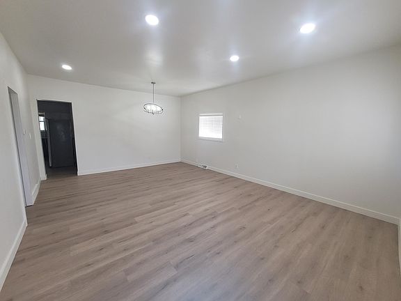 3rd image of 410 N 4th St