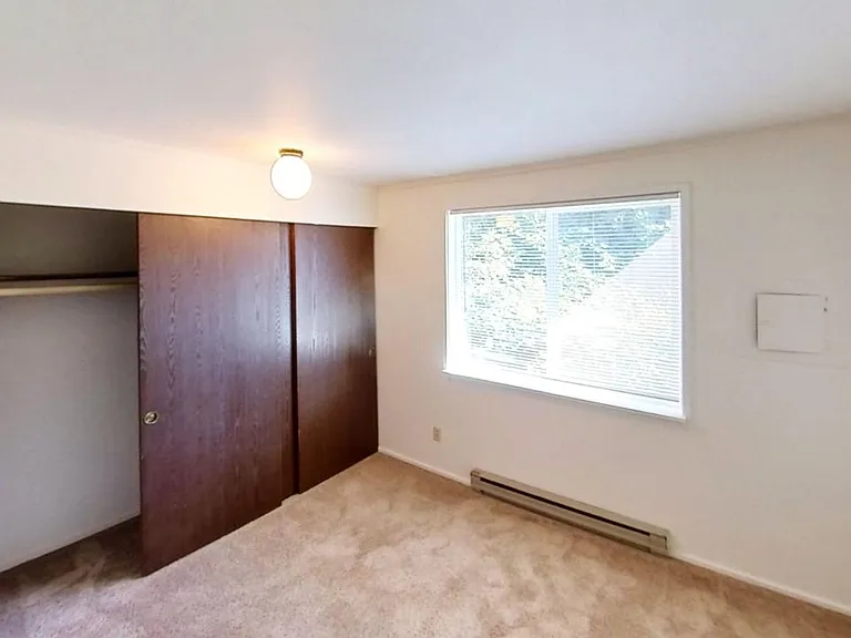 Kendal Court Apartments, 2 Bedroom, 1 Bathroom Apartments for Rent! — Photo 44