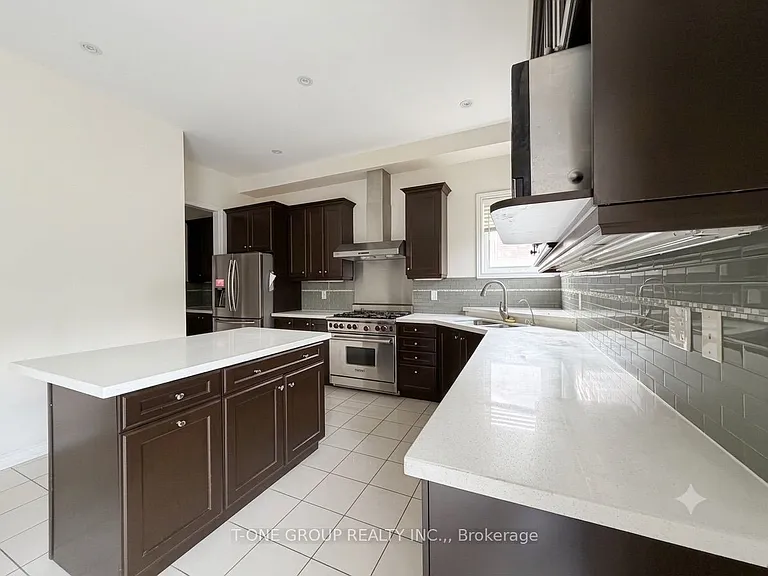 82 Fred McLaren Blvd — Photo 18
