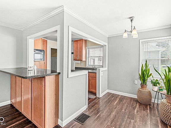 5th image of 5107 Carvel Ave