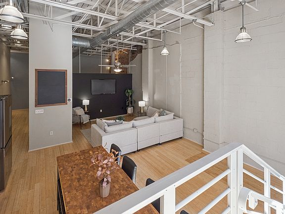3rd image of 309 Church St APT 103