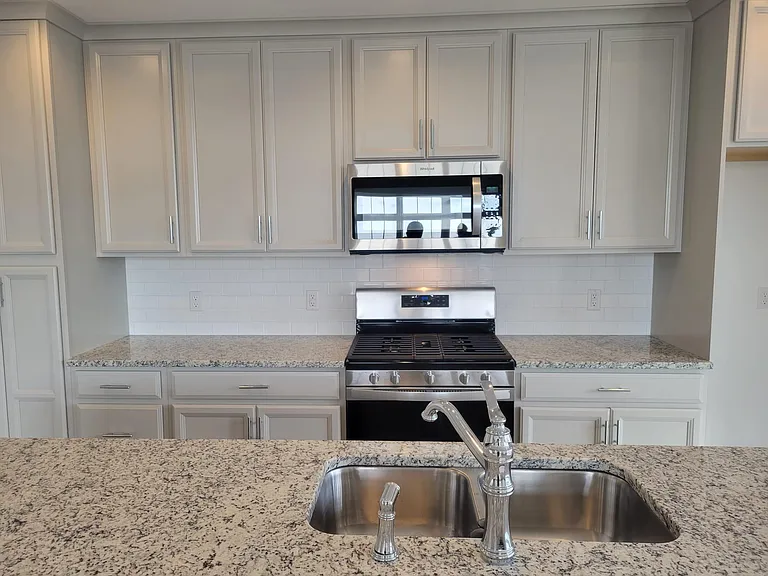 3118 Detweiler Ln — Photo 23