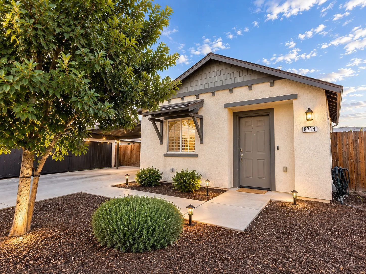 4 bed, 1113 sqft, $2,365 — Photo 4