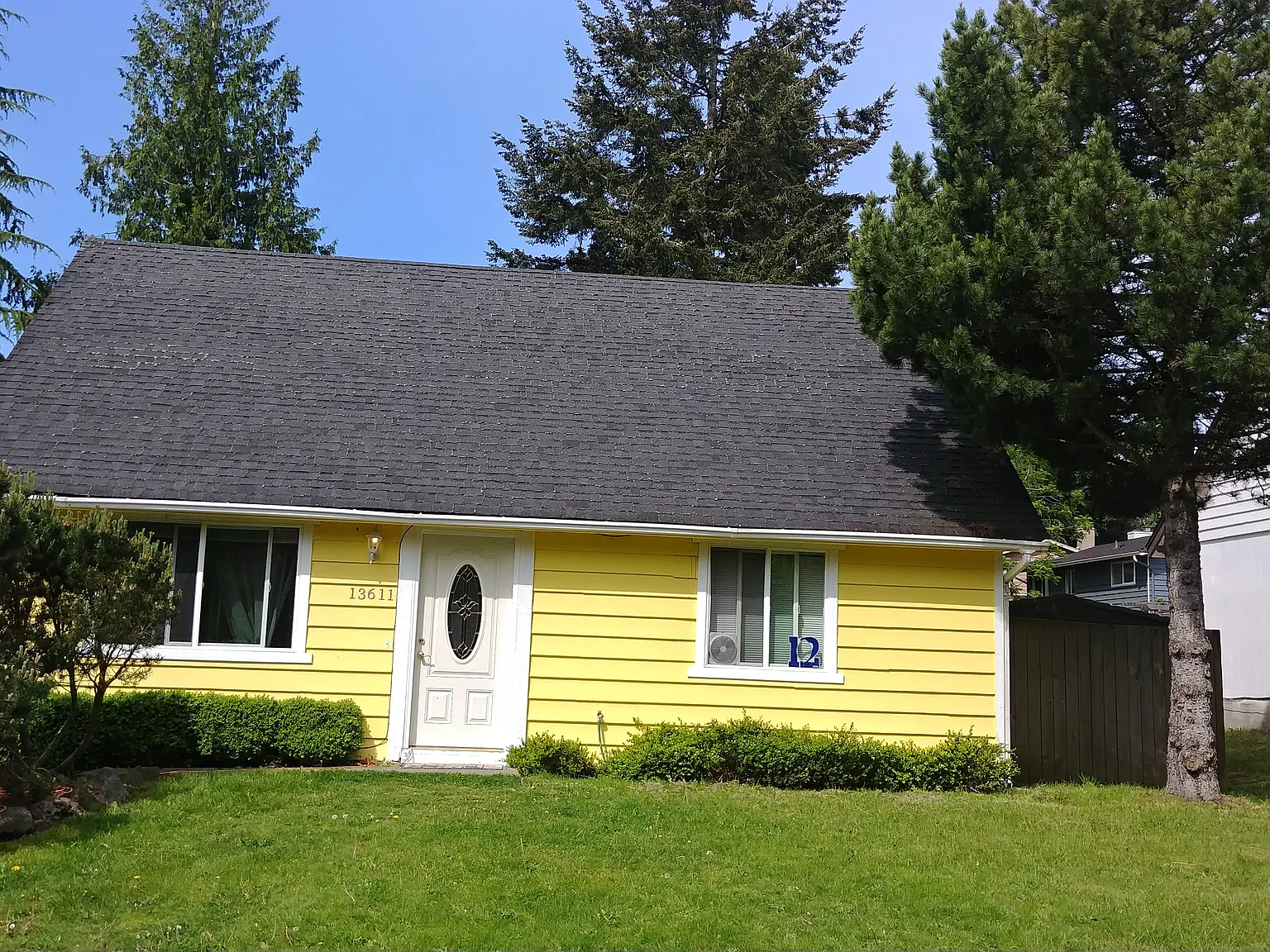 91st Pl NE, Kirkland — Photo 1