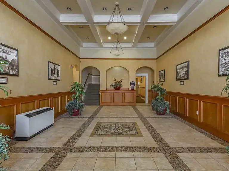 312 Court St — Photo 1