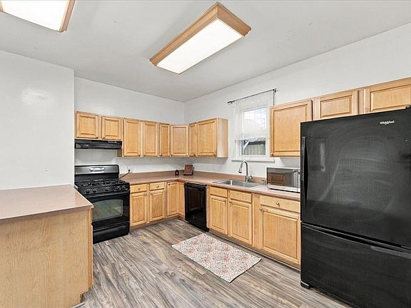 5th image of 82 Moull St